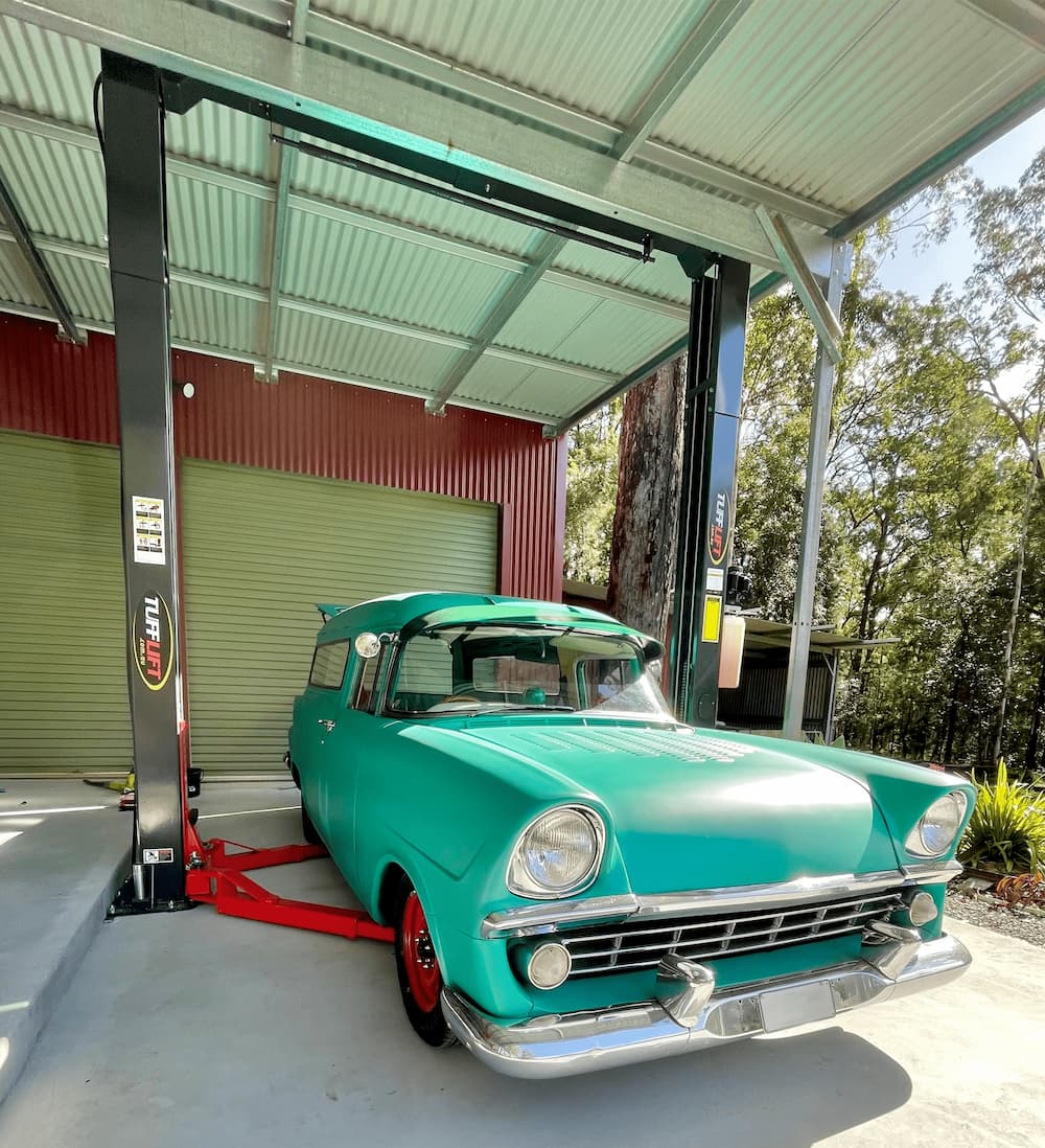 Safety Tips for Using Car Hoists